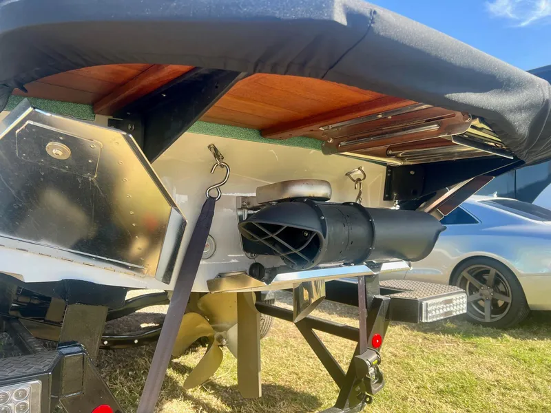 Slide: The Image of MasterCraft X24 2022 - 7