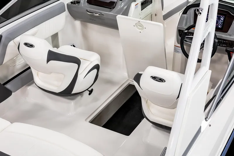 Slide: The Image of Interior of 2025 Chaparral SSI boat with modern seating and dashboard. - 17