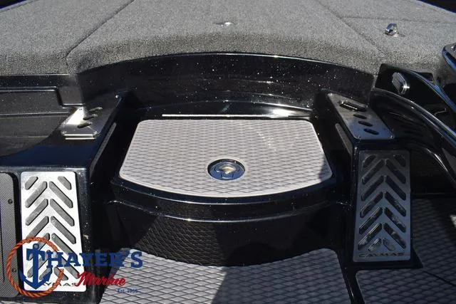 Slide: The Image of 2025 Caymas CX 21 PRO boat deck with textured steps and logo. - 18