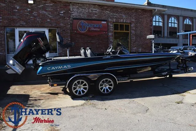 Slide: The Image of 2025 Caymas CX 21 PRO boat at Thayer's Marine dealership. - 3