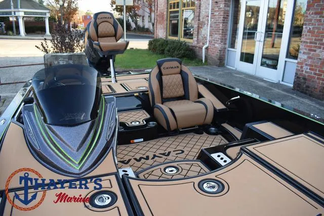 Slide: The Image of Caymas XS 21 Pro 2025 - 24