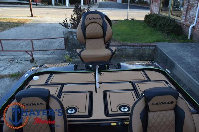 Slide: The Image of Caymas XS 21 Pro 2025 - 37