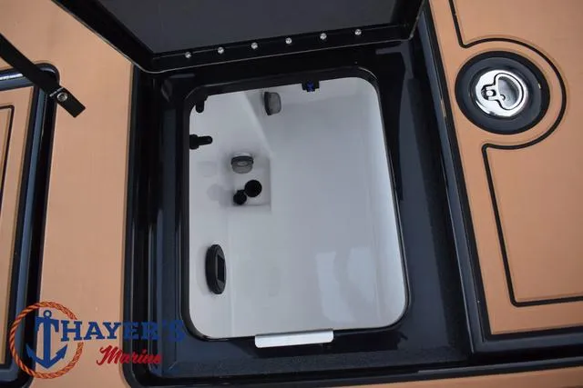 Slide: The Image of Caymas XS 21 Pro 2025 - 42