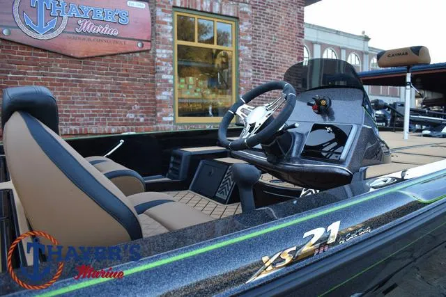 Slide: The Image of Caymas XS 21 Pro 2025 - 49