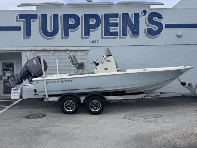 The Image of Key West 210 Bay Reef 2025 - 1