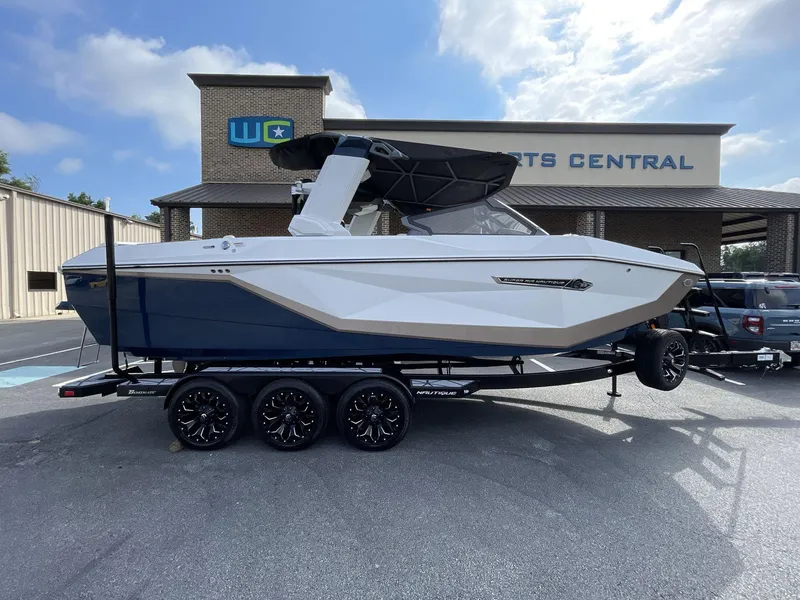 Slide: The Image of Nautique G23 2025 - 24