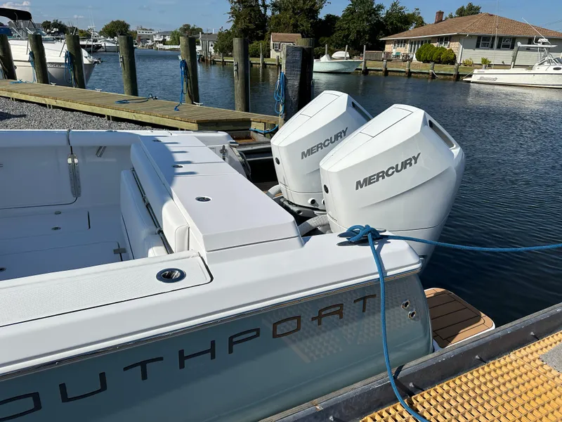 Slide: The Image of Southport 33 FE, Southport 33 Family Edition, Southport 33 Center Console, Southport, REV Yacht Sales - 4