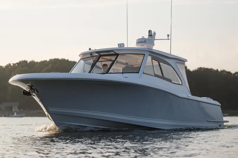 Slide: The Image of 2025 Southport 33 DC, Southport 33 Dual Console, Southport, Dual Console, REV Yacht Sales - 0