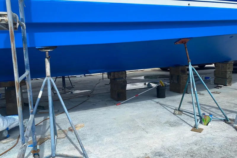 Slide: The Image of Viking 65 Convertible Enclosed Bridge 2003 - 71