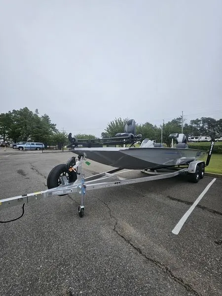 Slide: The Image of Kicker media center in 2025 Xpress H20 Bass boat dashboard. - 13