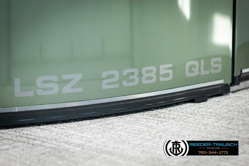Slide: The Image of Avalon LSZ QLS 2025 model with "LSZ 2385 QLS" branding on the side. - 44