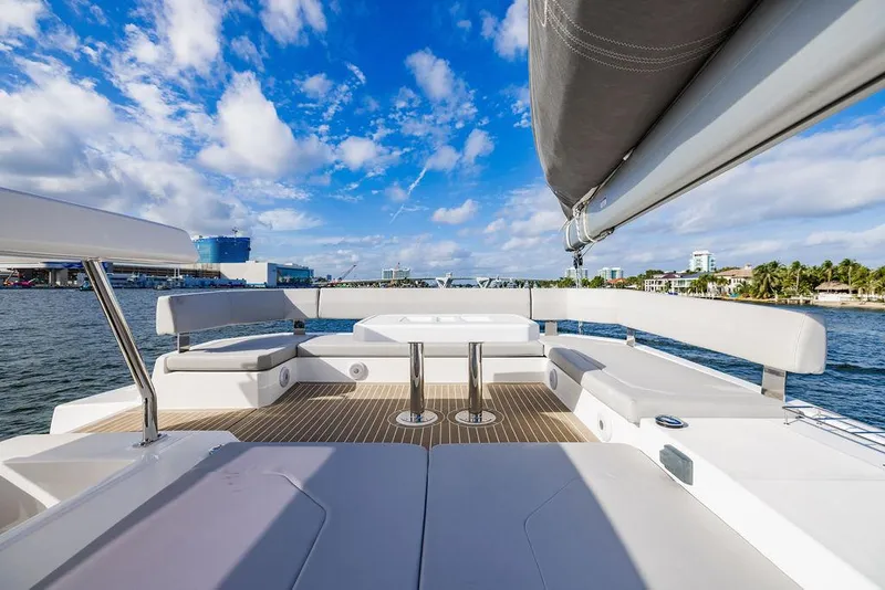 Slide: The Image of Leopard 45 2024 - 102