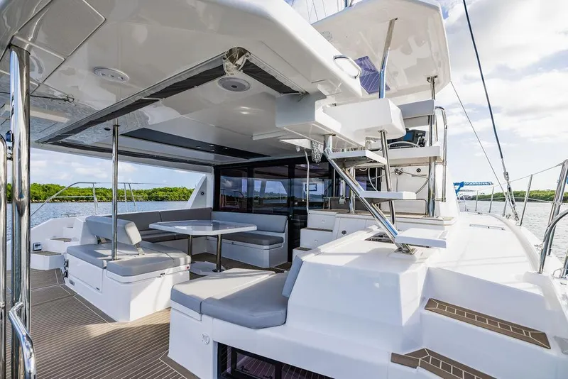 Slide: The Image of Leopard 45 2024 - 115