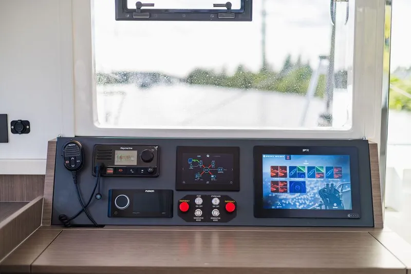 Slide: The Image of Leopard 45 2024 - 120