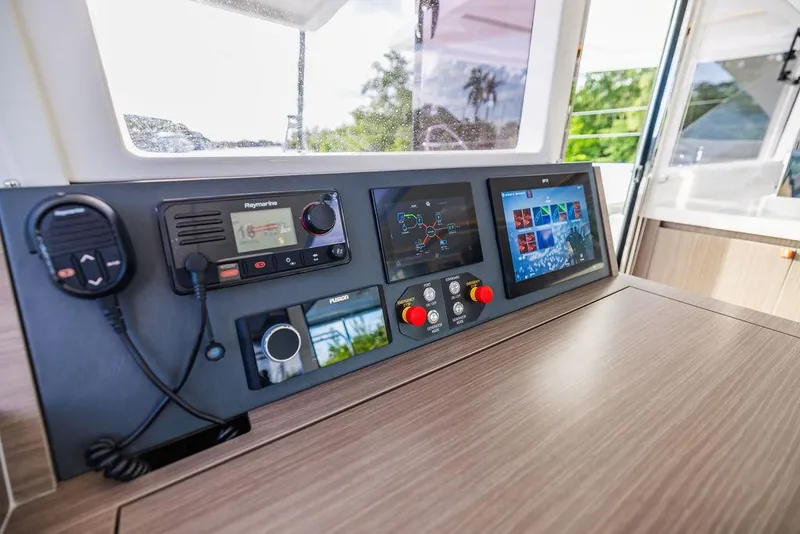 Slide: The Image of Leopard 45 2024 - 121