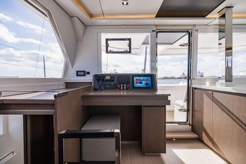 Slide: The Image of Leopard 45 2024 - 57