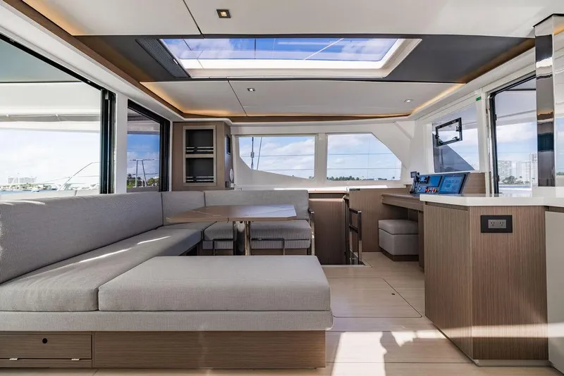 Slide: The Image of Leopard 45 2024 - 60