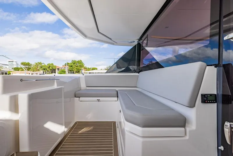 Slide: The Image of Leopard 45 2024 - 83