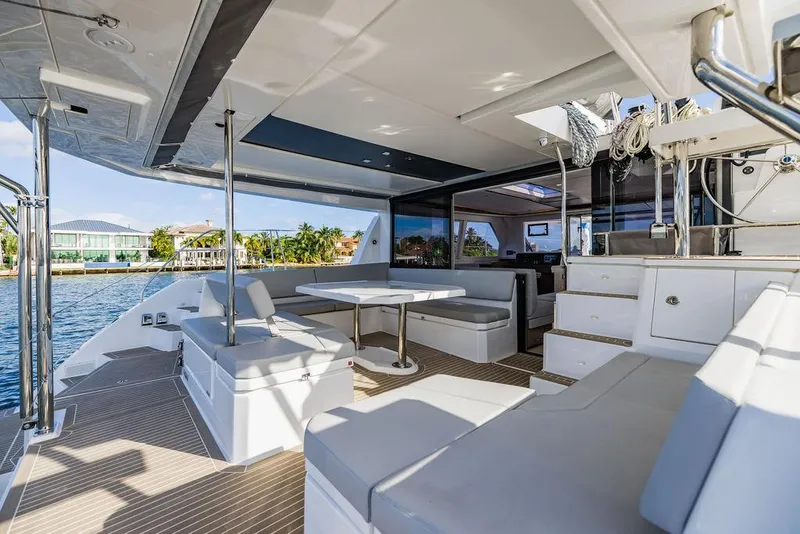 Slide: The Image of Leopard 45 2024 - 99