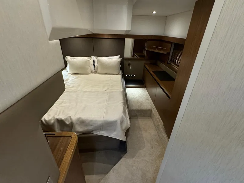 Slide: The Image of Luxurious cabin interior of 2017 Sea Ray Sundancer 460 yacht. - 19