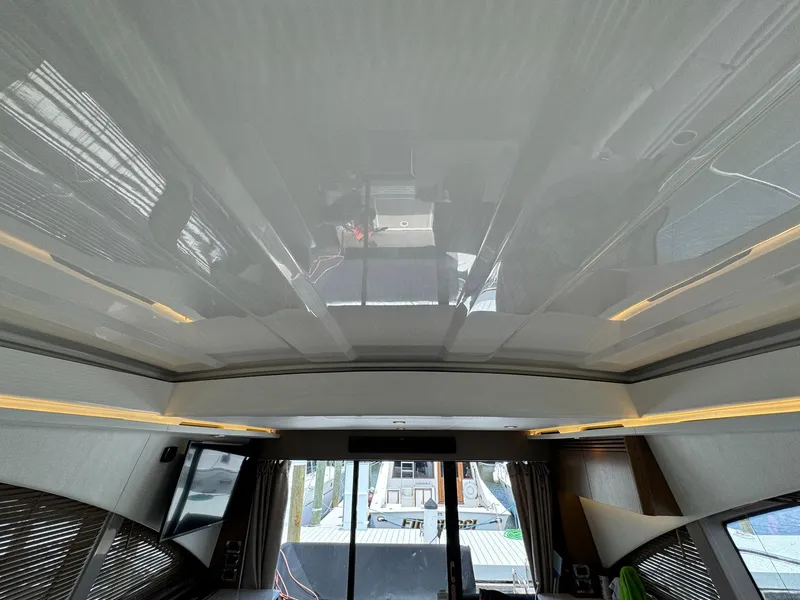 Slide: The Image of Interior view of 2017 Sea Ray Sundancer 460 yacht with sleek design and modern features. - 31