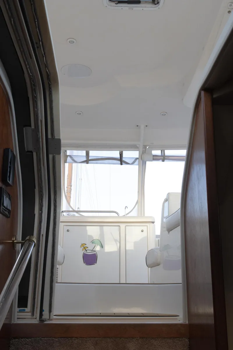 Slide: The Image of Cruisers 415 Express Motoryacht 2006 - 25