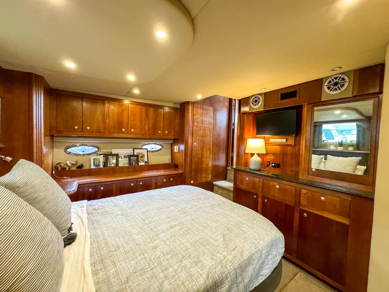 Slide: The Image of Cruisers 415 Express Motoryacht 2006 - 6