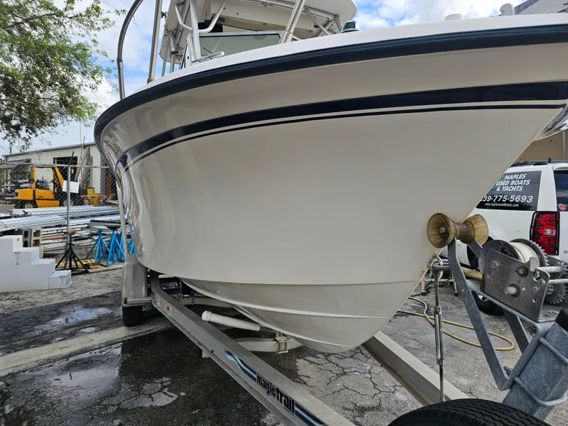 Slide: The Image of 1985 Grady-White 228 Seafarer boat on trailer, side view. - 8
