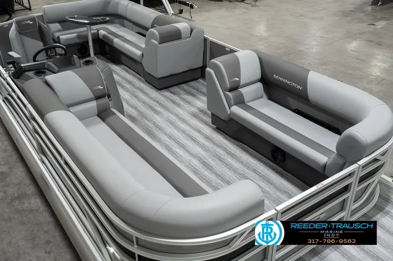 Slide: The Image of 2025 Bennington 22 SLSE pontoon boat with spacious seating and modern design. - 10