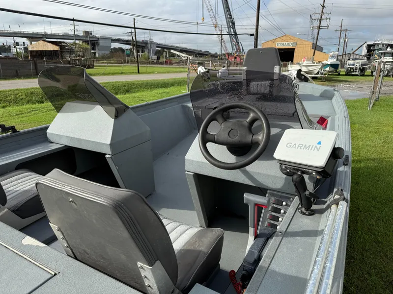 Slide: The Image of 2012 Alweld 1960VVSC Bay boat interior with Garmin navigation system. - 10
