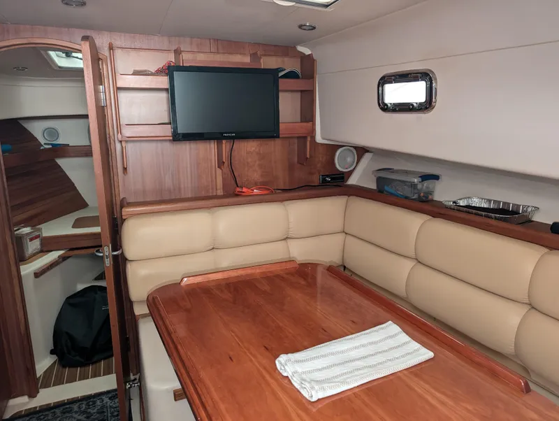 Slide: The Image of Mainship Pilot Sedan 34 - 34