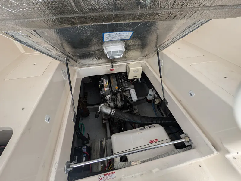 Slide: The Image of Mainship Pilot Sedan 34 - 41