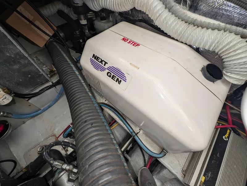 Slide: The Image of Mainship Pilot Sedan 34 - 49