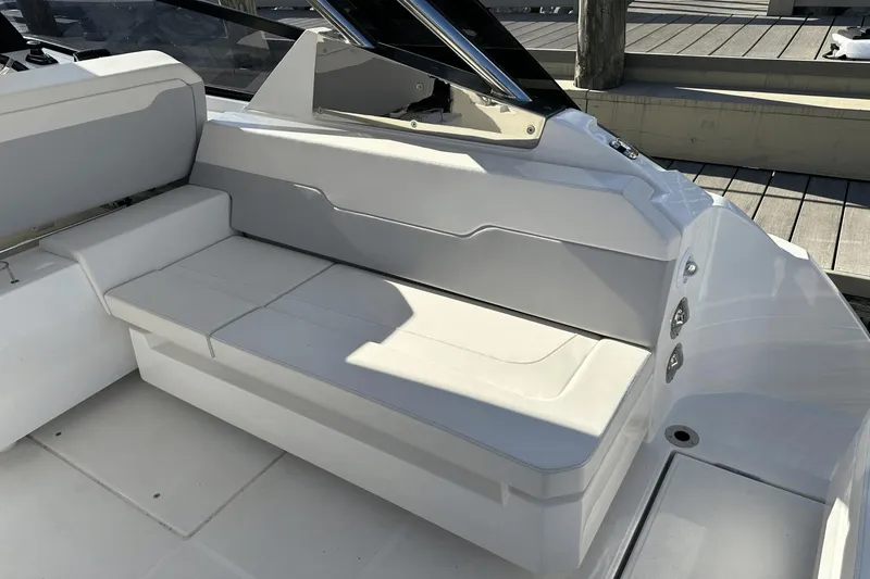 Slide: The Image of Aquila 32 Sport 2023 - 19