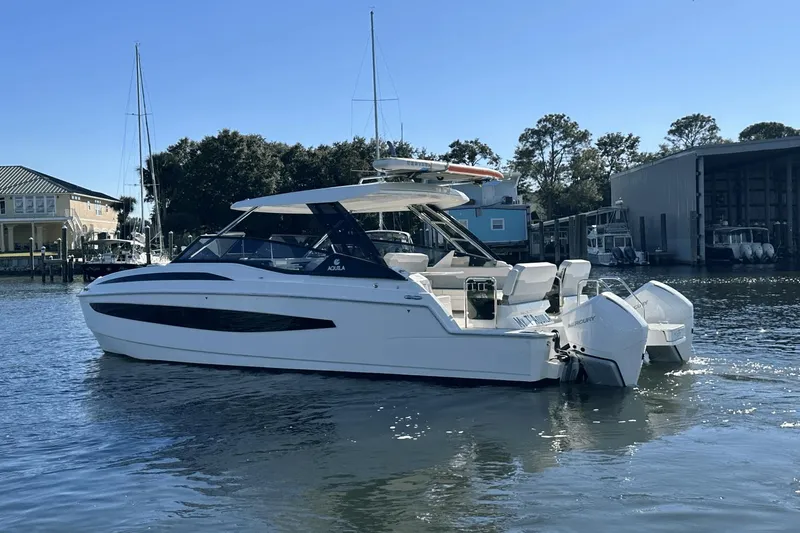 Slide: The Image of Aquila 32 Sport 2023 - 29