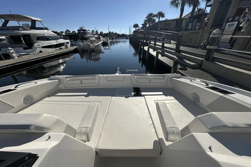 Slide: The Image of Aquila 32 Sport 2023 - 40