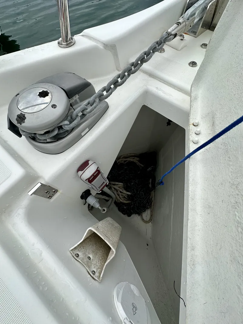 Slide: The Image of Anchor chain and storage compartment on 2020 Jeanneau Sun Odyssey 490 sailboat. - 39