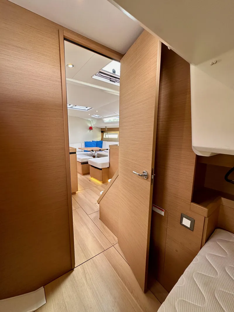 Slide: The Image of Jeanneau Sun Odyssey 490 2020 - 63