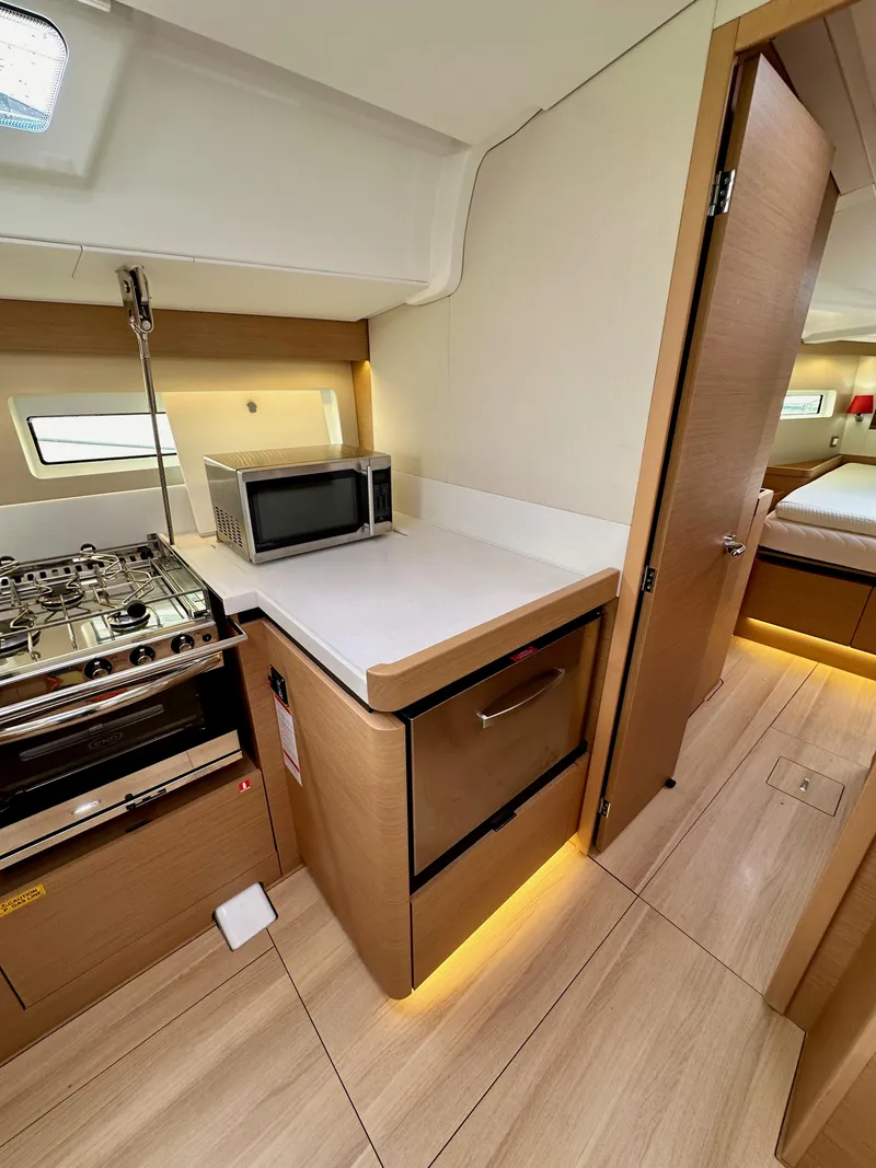 Slide: The Image of Jeanneau Sun Odyssey 490 2020 - 81