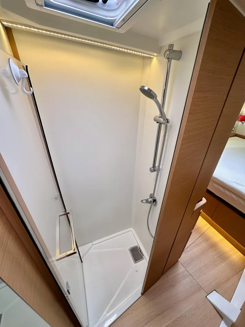 Slide: The Image of Jeanneau Sun Odyssey 490 2020 - 90