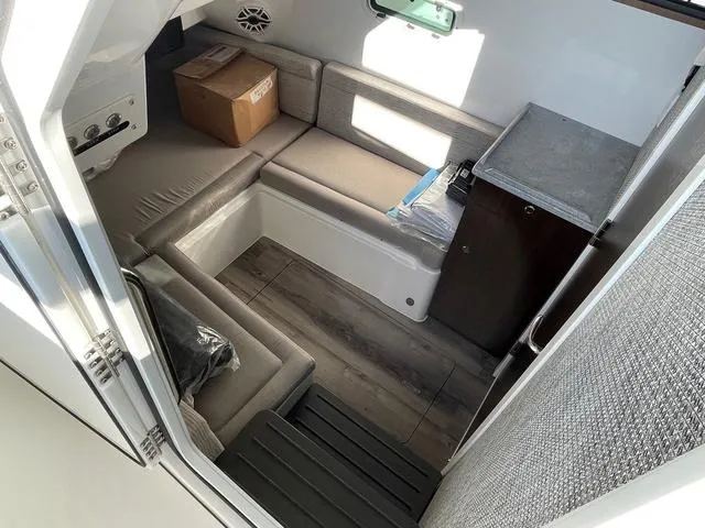 Slide: The Image of Everglades 395 Center Console 2025 - 17