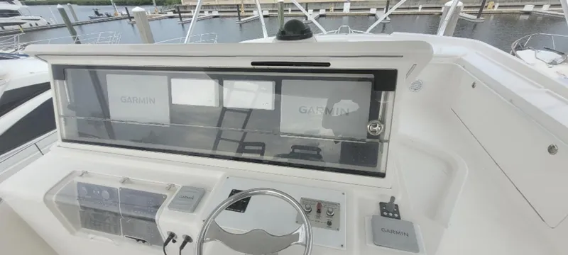 Slide: The Image of Bertram 630 yacht helm with Garmin navigation system, 2004 model. - 12