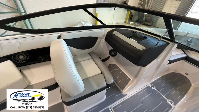 Slide: The Image of Regal 2000 ESX 2025 - 22