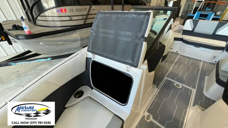 Slide: The Image of Regal 2000 ESX 2025 - 4