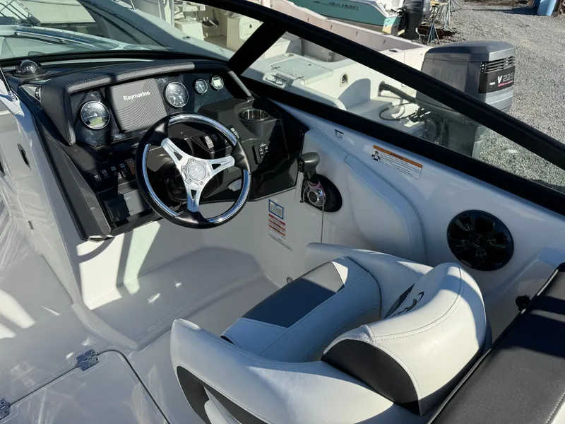 Slide: The Image of Monterey M-65 2018 - 23