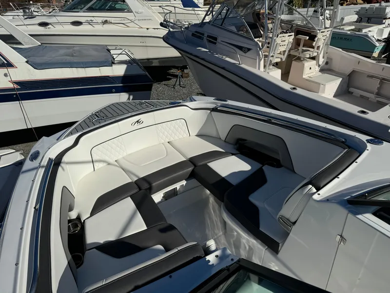 Slide: The Image of Monterey M-65 2018 - 32