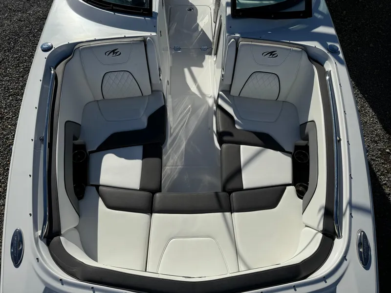 Slide: The Image of Monterey M-65 2018 - 36