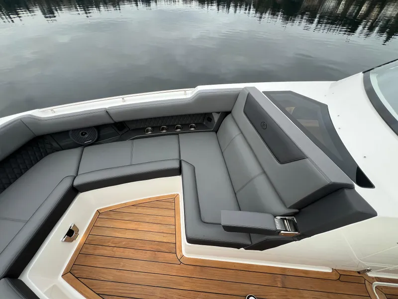 Slide: The Image of Cobalt R35 2025 - 37