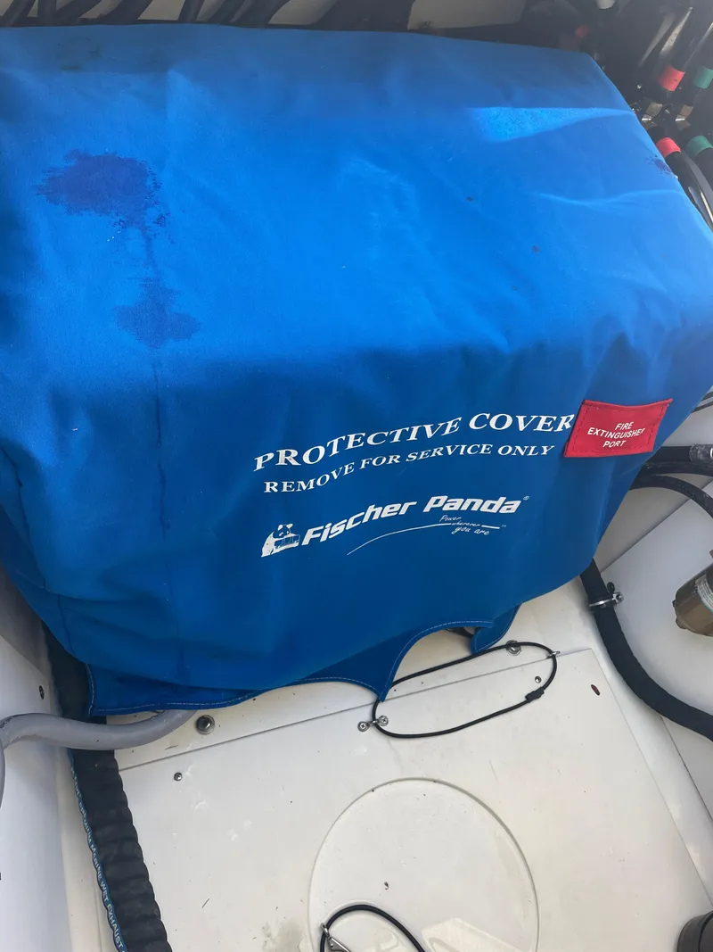 Slide: The Image of Blue protective cover on 2020 Pursuit 385 Offshore boat. - 39