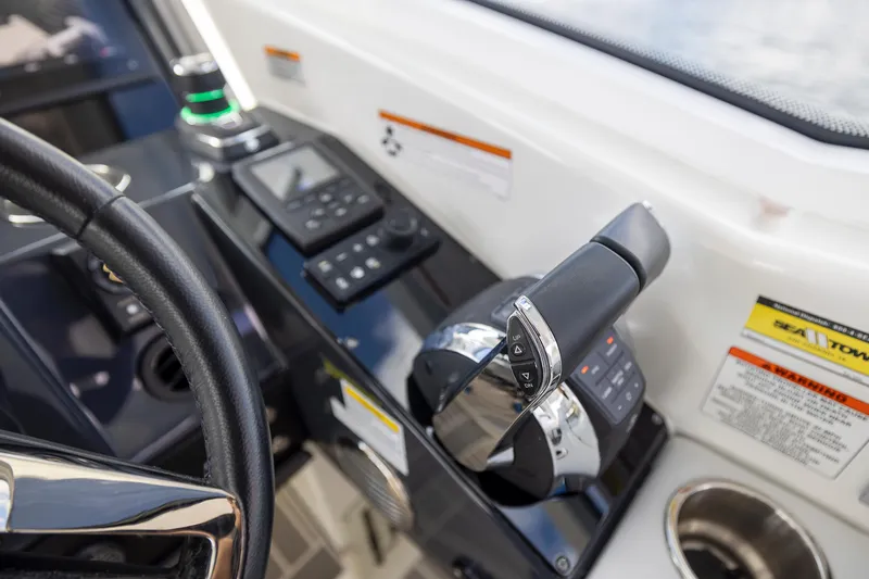 Slide: The Image of Control panel of 2019 Formula 430 Super Sport Crossover boat. - 40